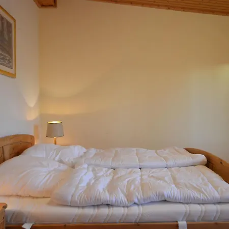 Spacious Eifel Escape *