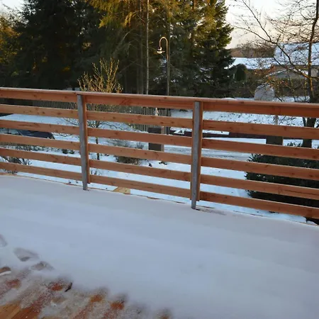 Spacious Eifel Escape Апартаменты Мандершайд