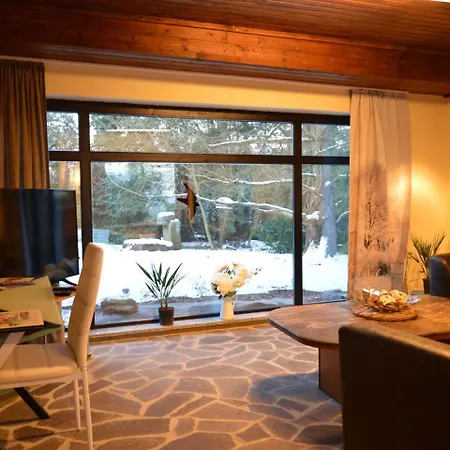 Spacious Eifel Escape Апартаменты Мандершайд