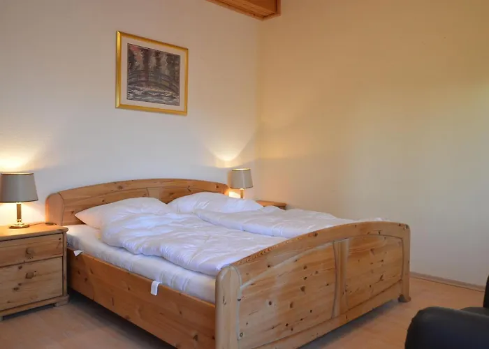 Spacious Eifel Escape *